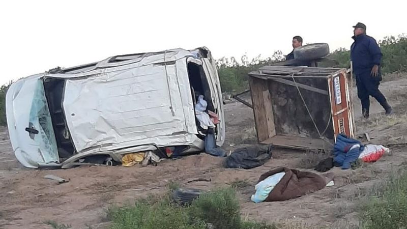4 heridos en un vuelco en Pomán