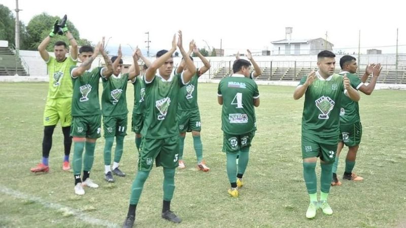 Capital larga la 5ta. el viernes, en tres canchas