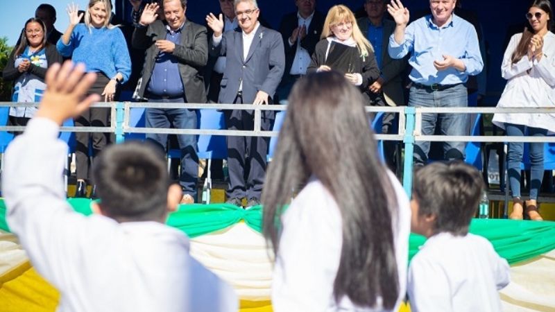 Jalil participó de los festejos por un nuevo aniversario de Recreo