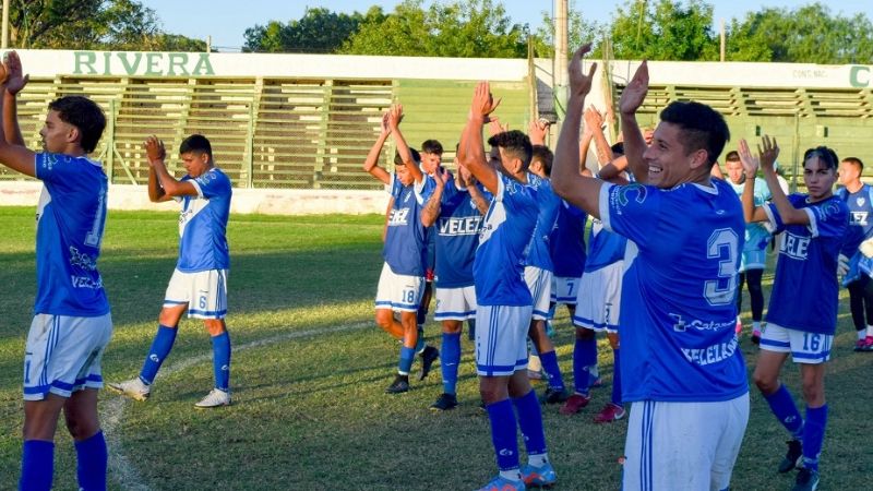 Vélez venció a Tesorieri y se acomodó en el Anual