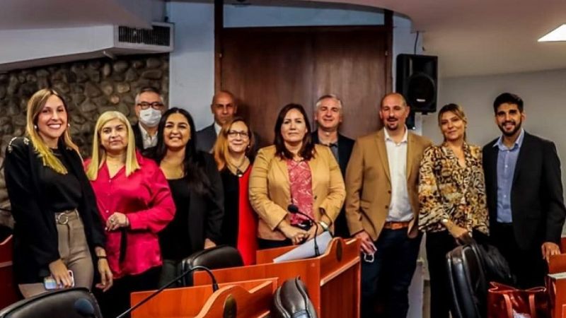 Diputados opositores piden tratamiento de un proyecto