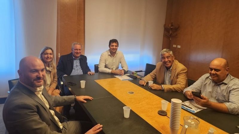 Se licitó ampliación de cloacas para Valle Viejo y FME