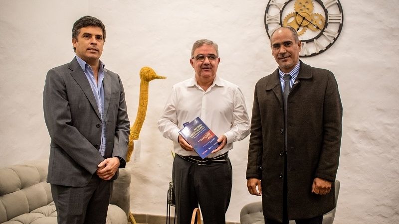 Jalil no abandona intención de reformar la Constitución