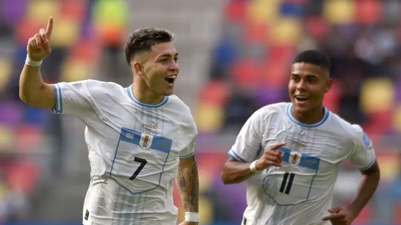 Uruguay y Corea, los últimos clasificados a los 4tos.