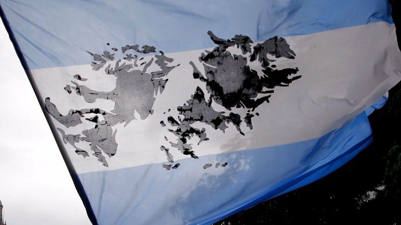 Se conmemora la Reafirmación de los Derechos Argentinos sobre Malvinas, Islas, y Antártida