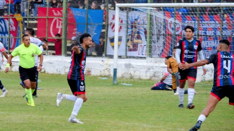 “Santa” goleada a “Tesho” y “el taita” del Norte es “Defe”