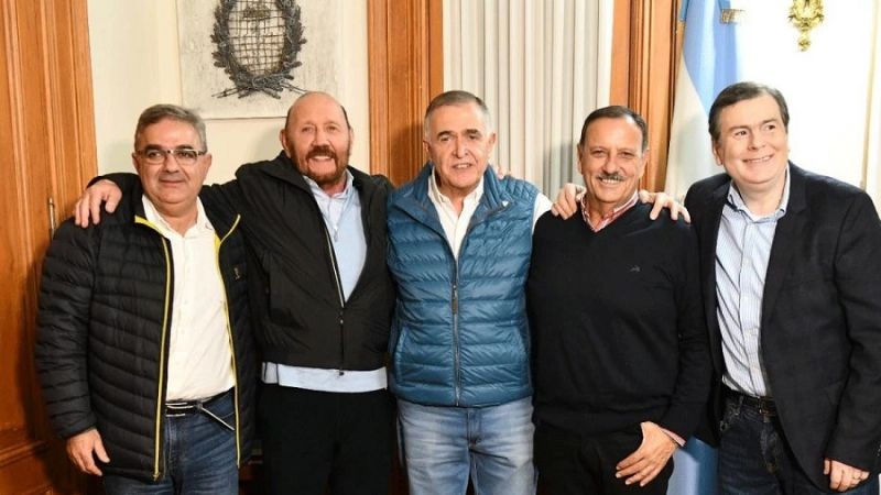 Jalil festejaba anoche con los peronistas tucumanos
