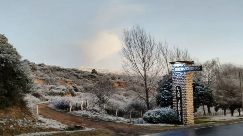 La nieve llegó hasta Las Juntas