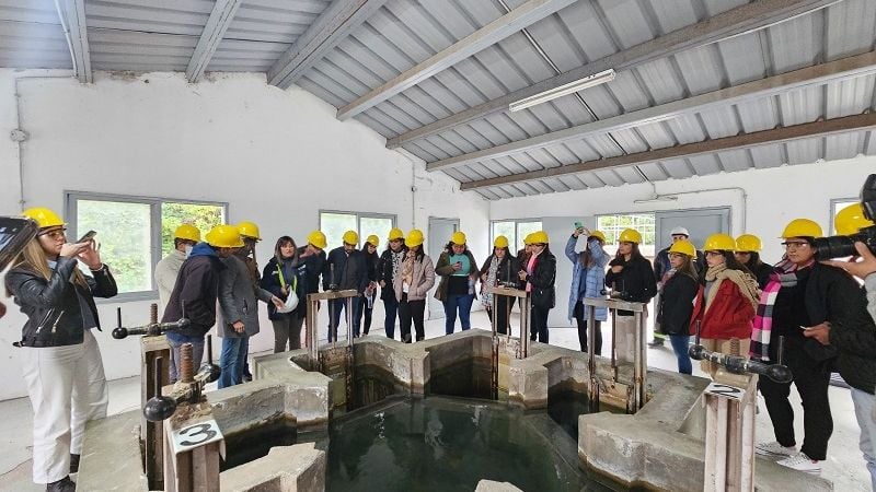 Jóvenes profesionales recorrieron la Planta Potabilizadora de Pirquitas