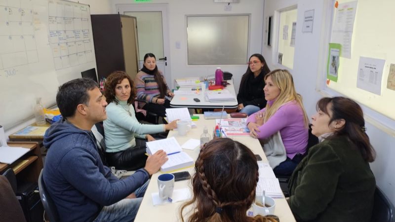 Trabajo conjunto de Educación y Salud para abordar situaciones complejas en las escuelas