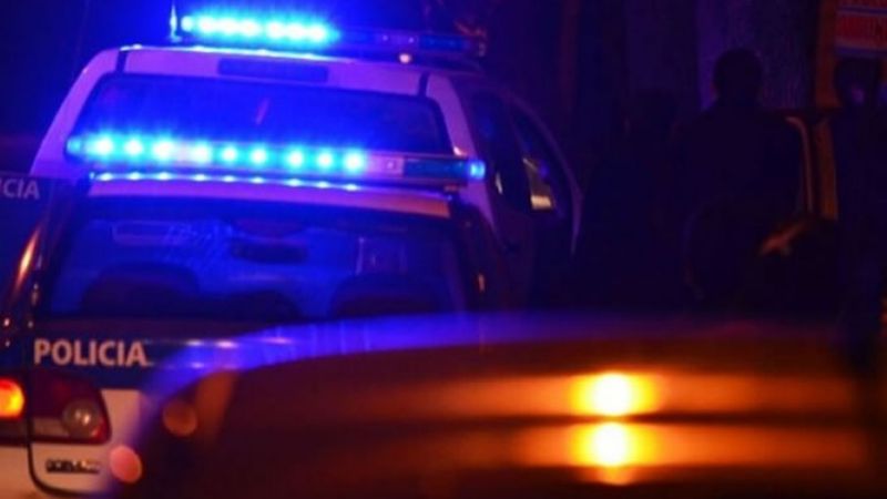 Intentó agredir a policías en el boliche y quedó detenido