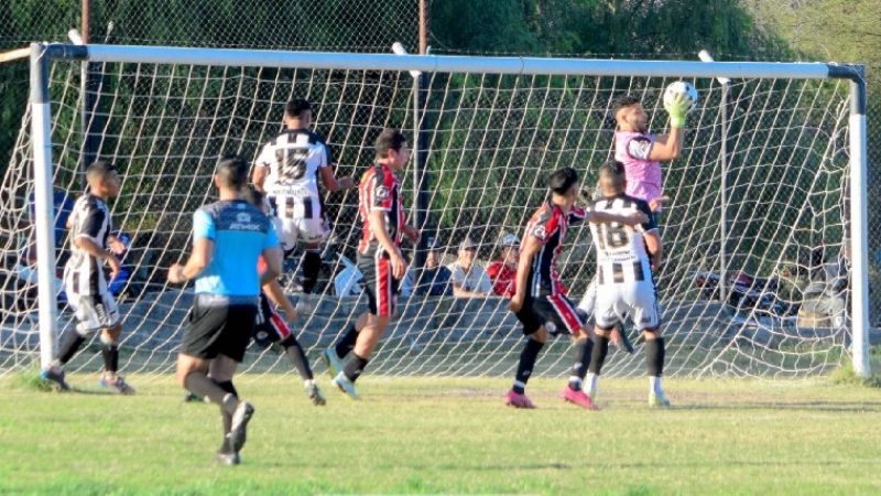 Villa Cubas e Independiente debían ganar y ganaron