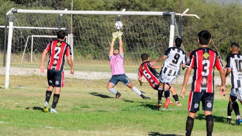 Villa Cubas e Independiente debían ganar y ganaron