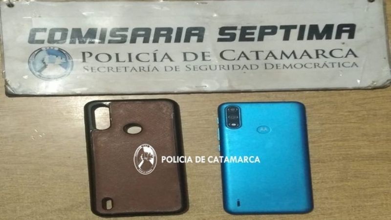 Lo agredieron y le robaron el celular