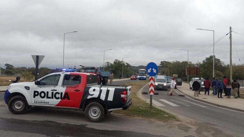 Municipales de Valle Viejo continúan el piquete contra Zenteno