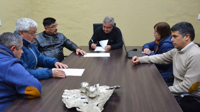 El Gobierno acordó con UTA Seccional Catamarca y se levanta el paro