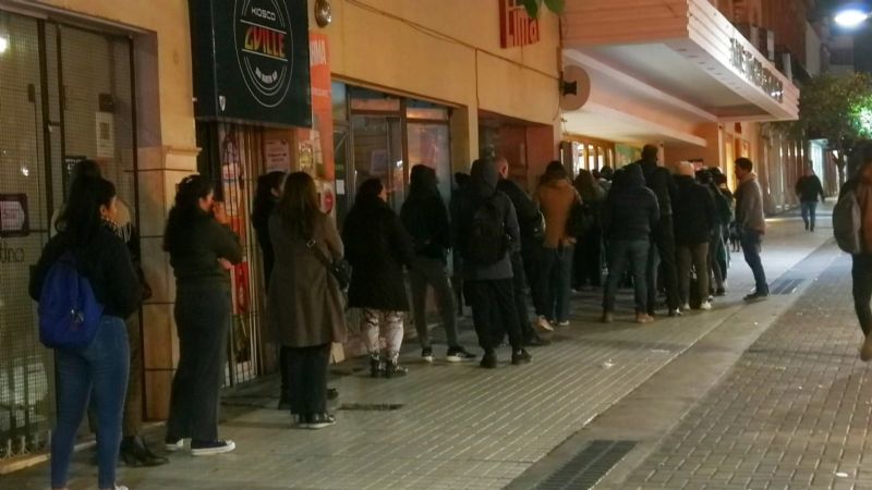 Furor por conseguir una entrada para el Poncho