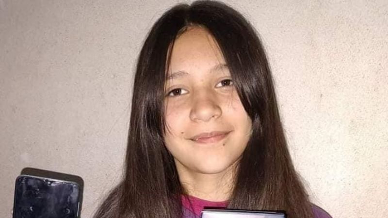 Con la venta de tortillas se compró un celular para estudiar