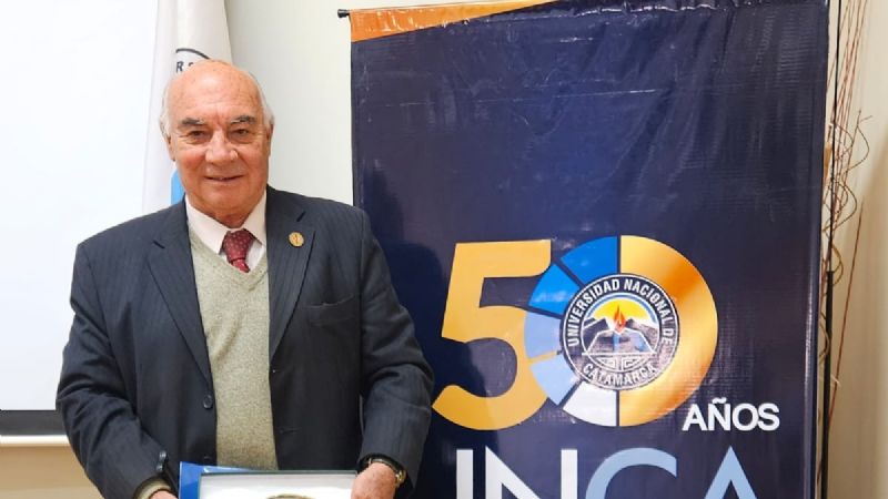 Reconocimiento al agrimensor Julio Salerno