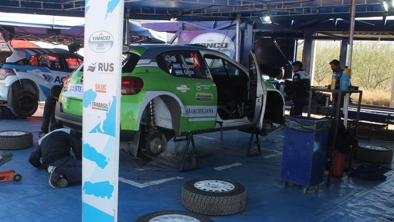 Unos 60 autos están listos para el Rally del Poncho