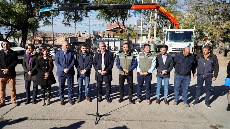 Nuevos vehiculos para la EC SAPEM