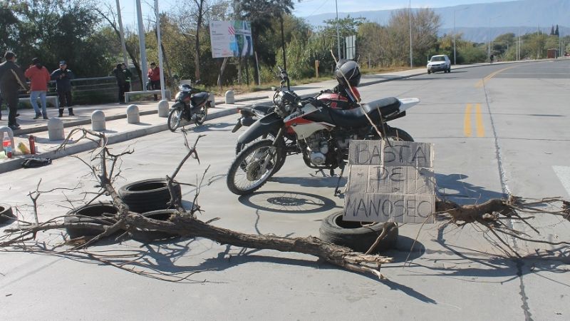 Reina un tensa calma en Valle Viejo