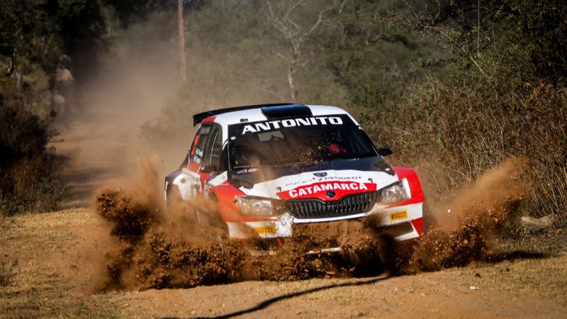 Amplio dominio de Scuncio y Augusto tercero