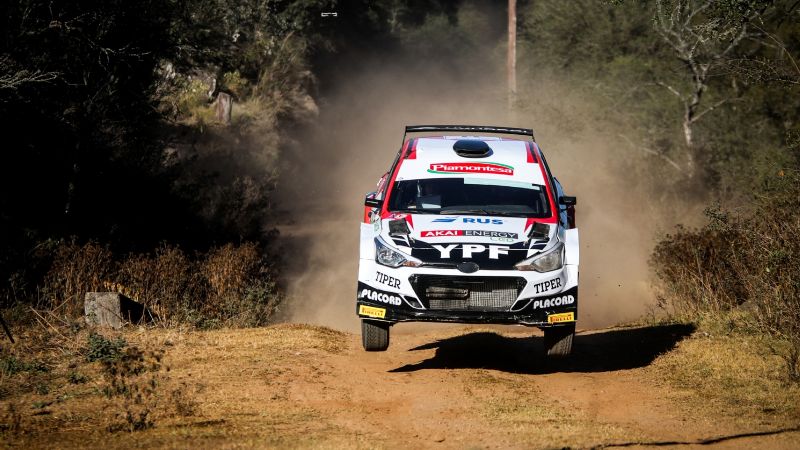 Amplio dominio de Scuncio y Augusto tercero