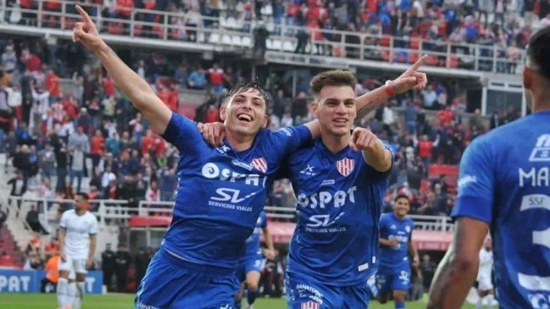 Talleres perdió con Lanús y lo festejó River