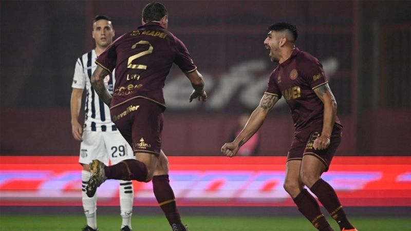 Talleres perdió con Lanús y lo festejó River