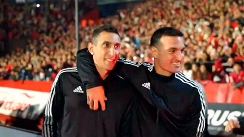 Di María ovacionado en la cancha de “Ñuls”