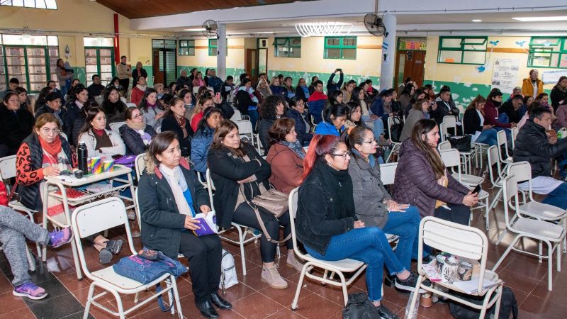 Trayecto de actualización en ESI para docentes de la localidad de Londres