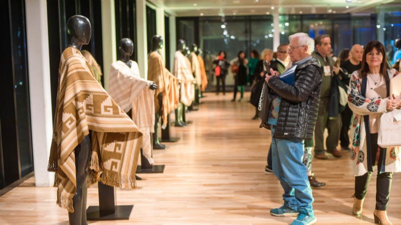 Con un anticipo de la fiesta, Catamarca presentó al país el Poncho 2023