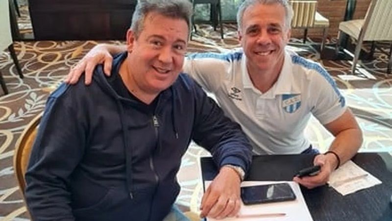 Dirigente “Decano” debió renunciar por “deslealtad”