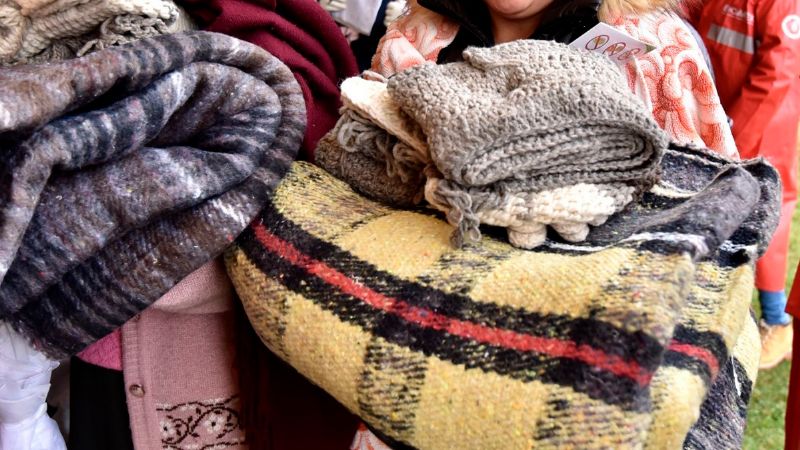 Campaña del abrigo en la  parroquia San José Obrero