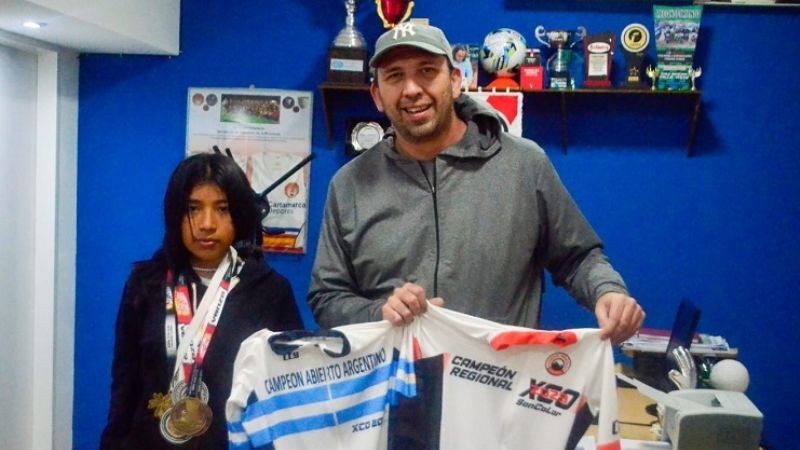 Indira Ballarini volvió cargada de premios