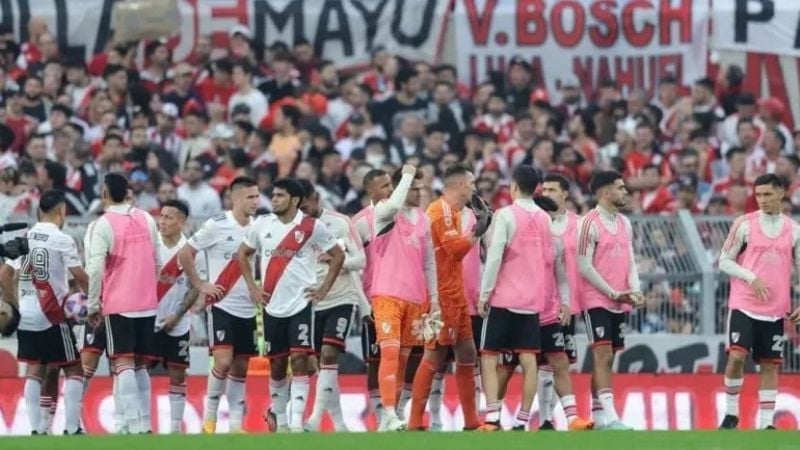 Suspendieron River-Defensa, por la muerte de un hincha