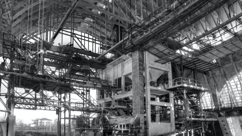 La economía cayó 4,2% en abril y cerró el cuatrimestre en terreno negativo