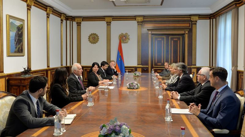 Parlamentarios argentinos visitaron Armenia