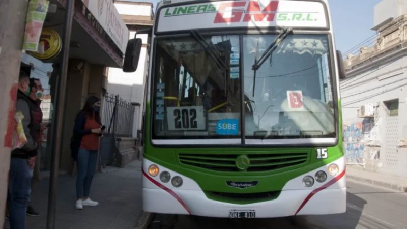 UTA Catamarca-La Rioja realiza paro total de actividades por atraso salarial