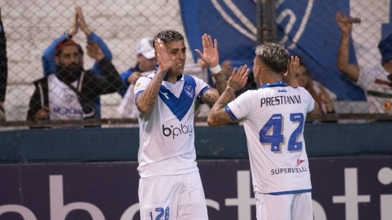 Vélez e Instituto avanzaron en la Copa Argentina