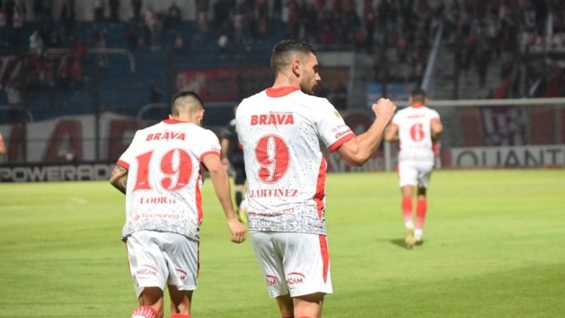 Vélez e Instituto avanzaron en la Copa Argentina