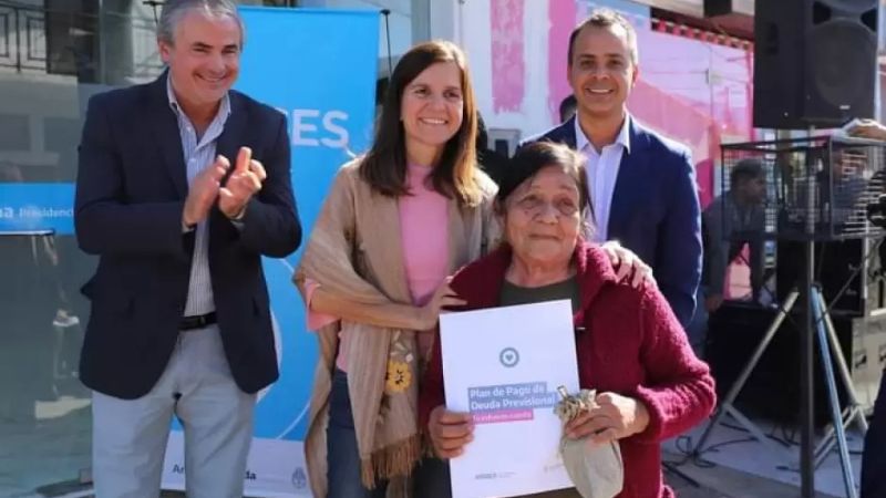 ANSES brinda acceso a jubilación a vecinos de Saujil en la inauguración de nueva oficina