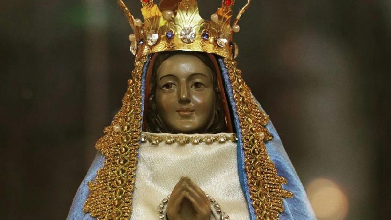 La Patrona Nacional del Turismo estrenará un manto alusivo a la Fiesta del Poncho