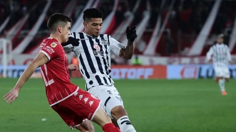 Talleres venció a Huracán y estiró la definición del torneo