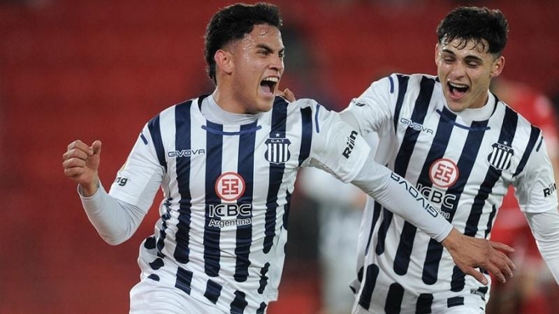 Talleres venció a Huracán y estiró la definición del torneo
