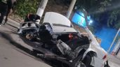 Un auto quedó destrozado en un confuso accidente