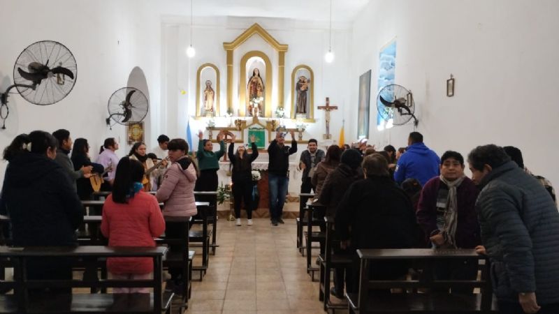 Misión de la Renovación Carismática en Quirós y San Antonio de La Paz