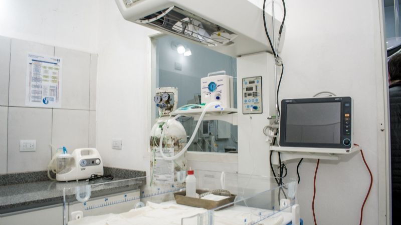 El Gobernador dejó inaugurado el nuevo quirófano ginecológico en el Hospital “Luis A. Vargas”