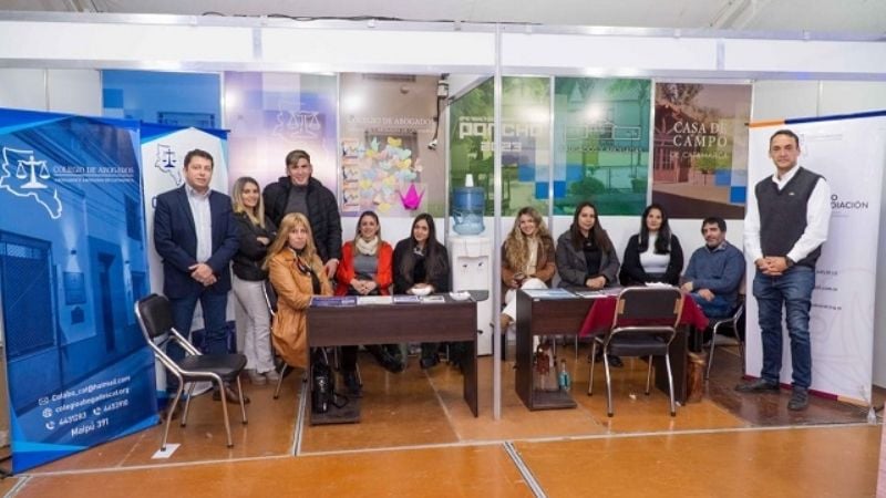 Consultorio gratuito en la Fiesta del Poncho